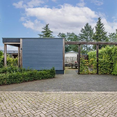 Chalet 'T Veluws Stulpje "Geniet, Ontspan En Droom Even Lekker Weg!" Putten Kültér fotó